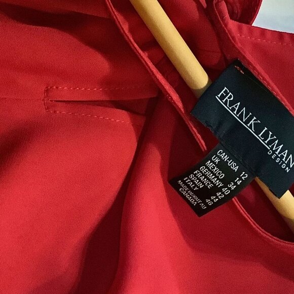 Frank Lyman Design Red Crepe Blouse with back zip - Picture 3 of 5